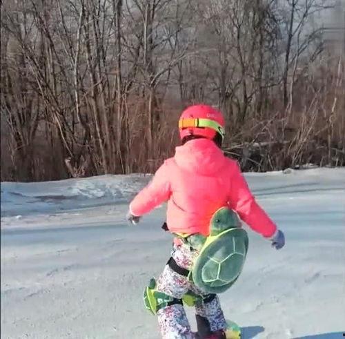 爆料滑雪教练视频大全集,揭秘滑雪技巧与训练方法  第2张